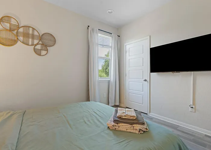 3br 12 Mins To Kalahari Bbq & Private Patio