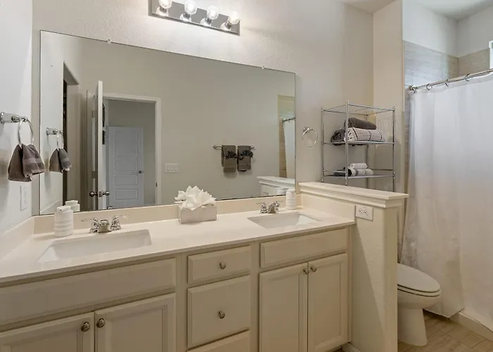3br 12 Mins To Kalahari Bbq & Private Patio Round Rock