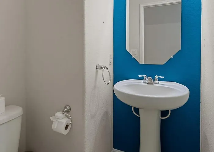 3br 12 Mins To Kalahari Bbq & Private Patio Holiday home Round Rock